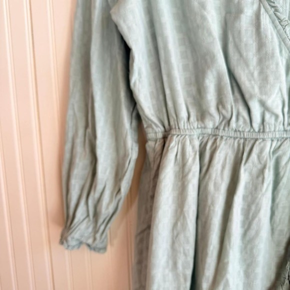 American Eagle Wrap Dress Mint Green Textured Ruffle Sleeve Mini -Size M- - Picture 6 of 8